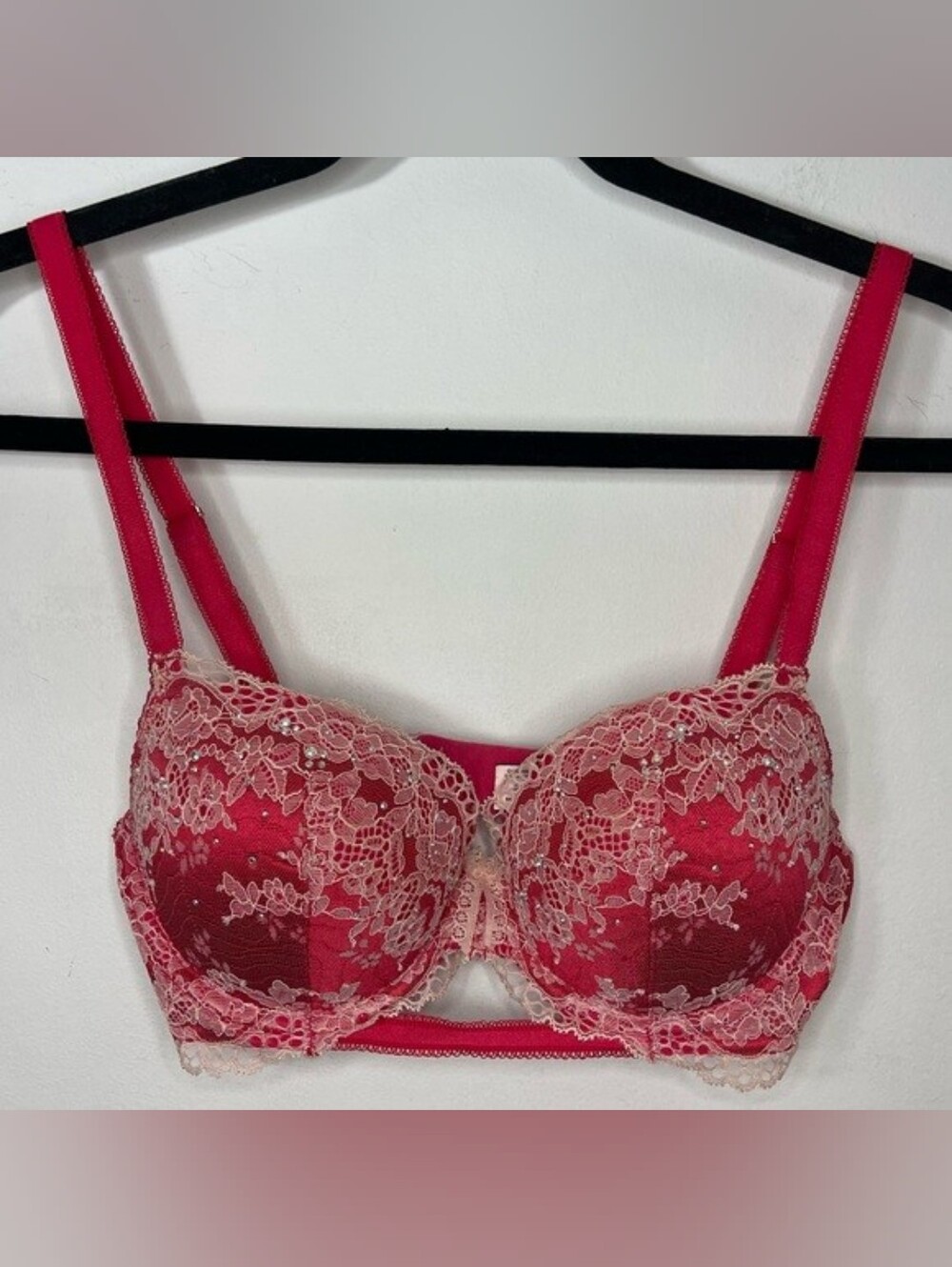 Women's Lace Overlay Push-Up Bra - Pink